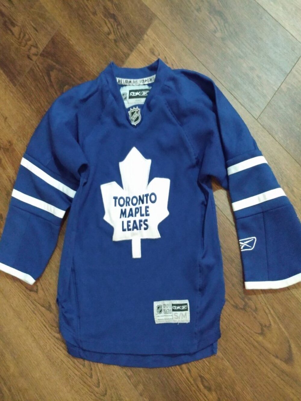 Reebok Toronto Maple Leafs Hockey Jersey Youth S/M